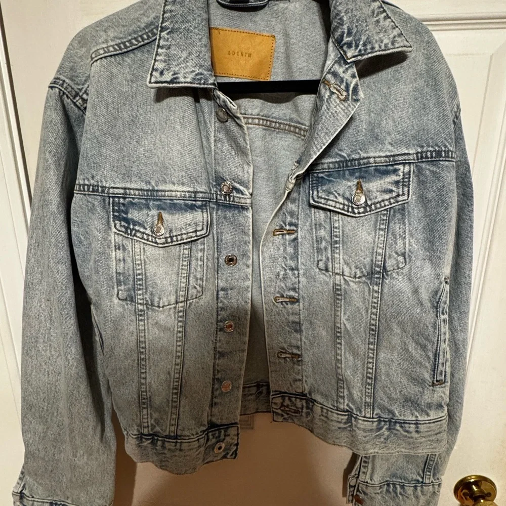 H&M Cropped Jean Jacket - Picture 4 of 4